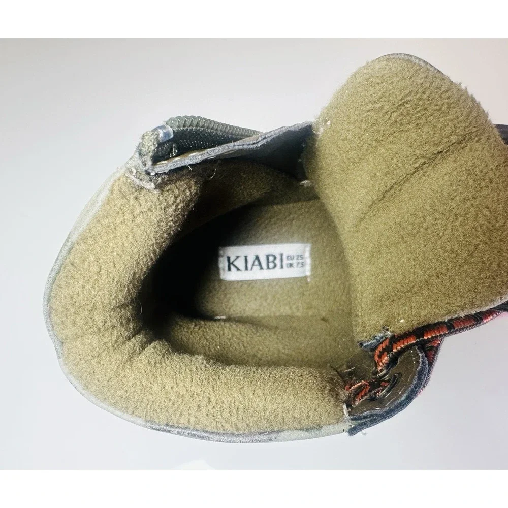 KIABI Kid's Winter Boots Boy's Olive Hiker Boot Sz US 8,5 (EU 25, 15 cm)